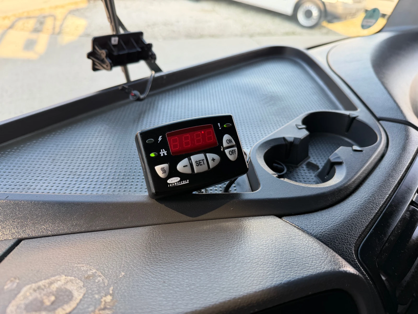 Mercedes-Benz Atego 818  TOP, снимка 11 - Камиони - 53838582