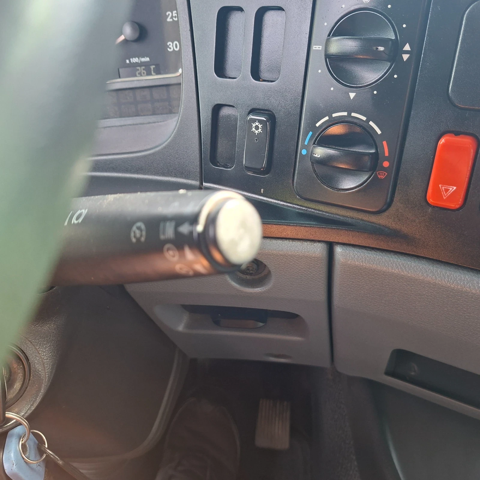 Mercedes-Benz Atego 1224 Klima tempomat bord, снимка 8 - Камиони - 56106487