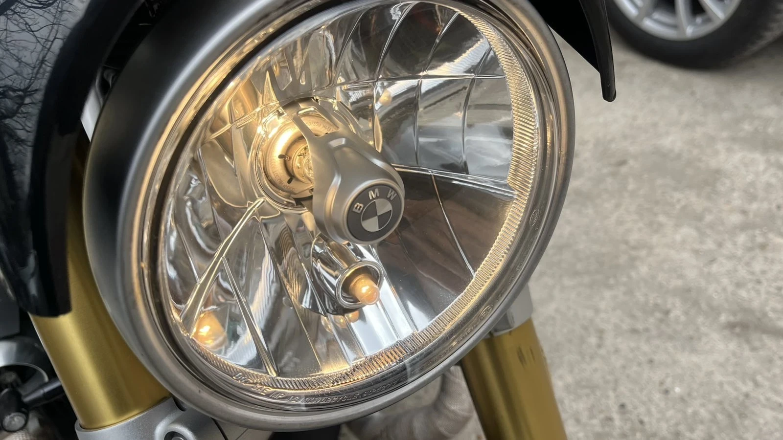 BMW R R1200 Nine T BRUTAL/AKRAPOVIC/BREMBO/ 29318km, снимка 8 - Мотоциклети и мототехника - 54684189