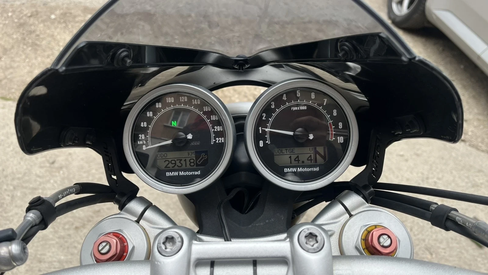 BMW R R1200 Nine T BRUTAL/AKRAPOVIC/BREMBO/ 29318km, снимка 9 - Мотоциклети и мототехника - 54684189