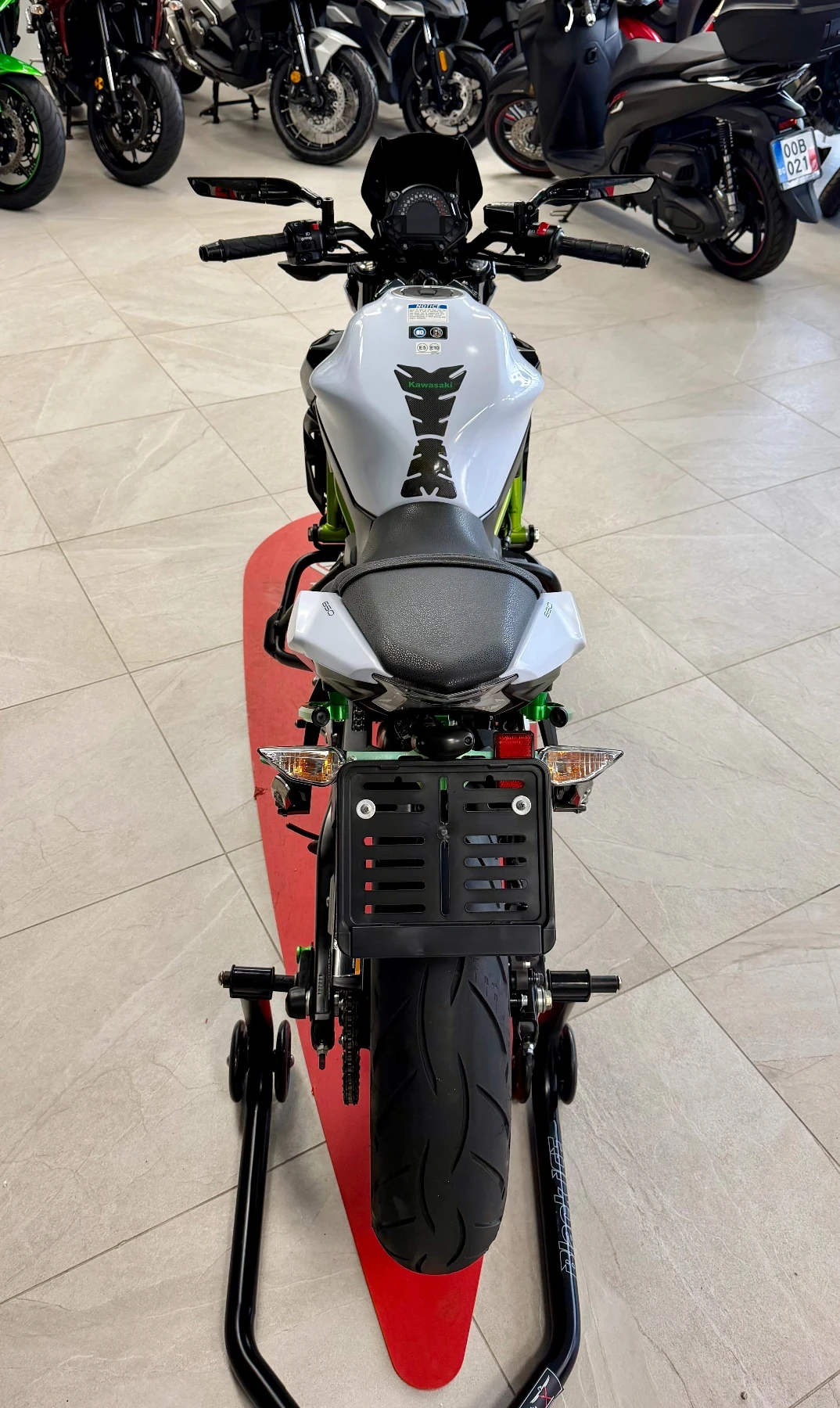 Kawasaki Z 650 ABS 2017 - 210 евро/месец, снимка 4 - Мотоциклети и мототехника - 55559927