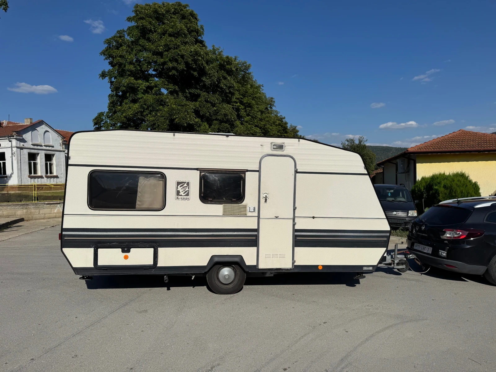  Knaus | Mobile.bg   1