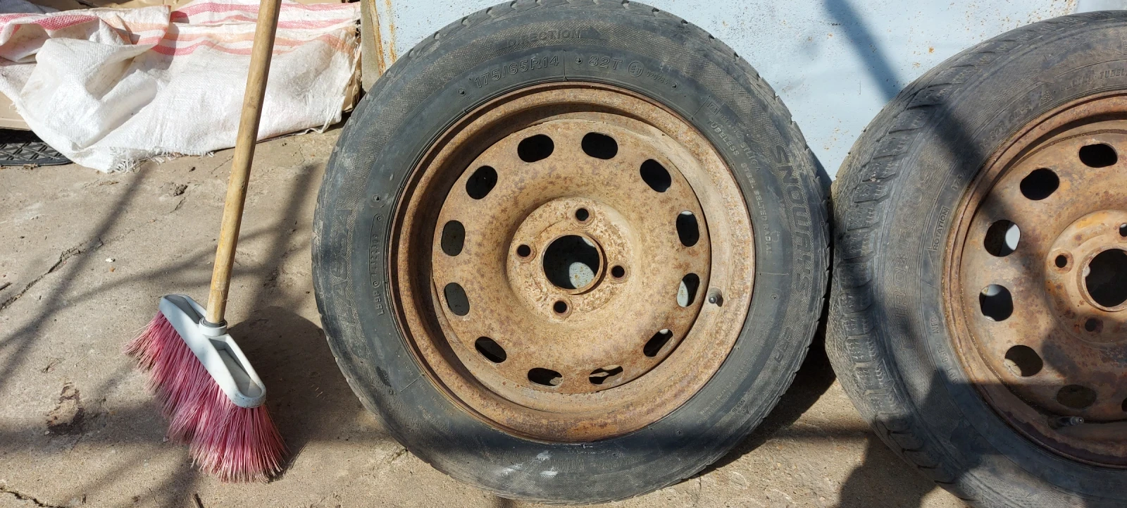 ������ � ���� | Mobile.bg � ����������� 13