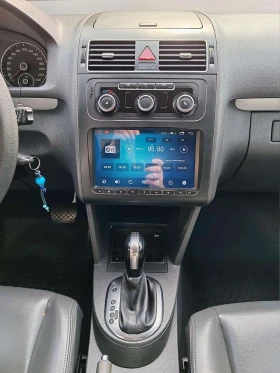 VW Touran 1.6 TDI-DSG-NAVI-CAM, снимка 6