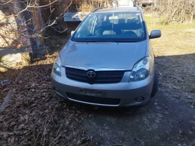 Toyota Corolla verso 2.0 d4d - изображение 1