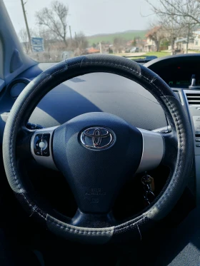 Toyota Yaris 1.0i - 2820 € / 5515.44 лв. - 36829514 9