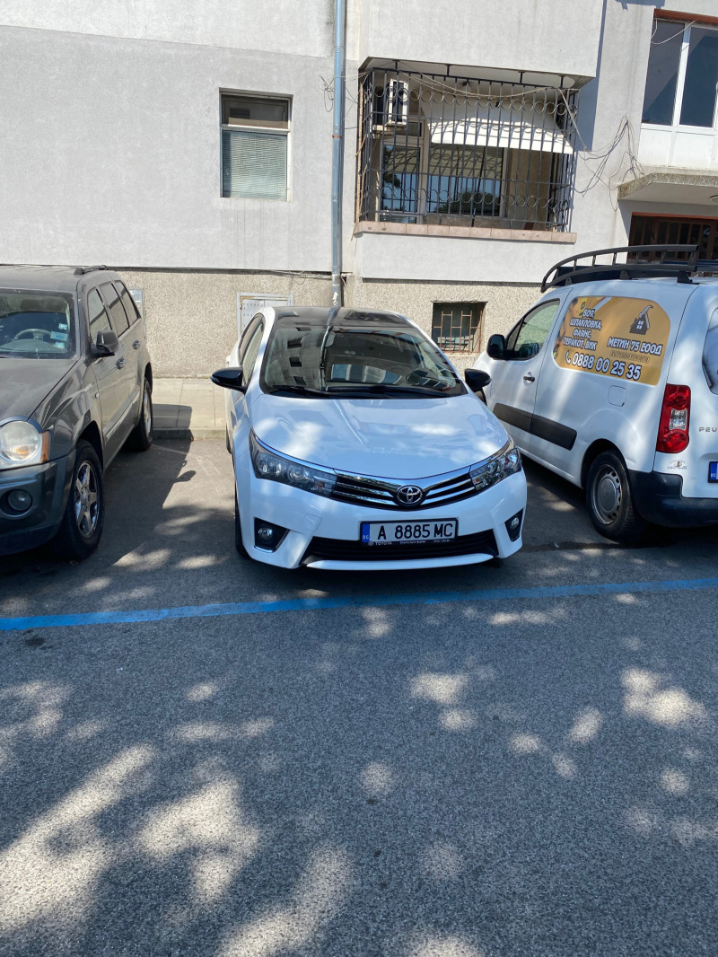Toyota Corolla 1.6, снимка 1 - Автомобили и джипове - 46256773