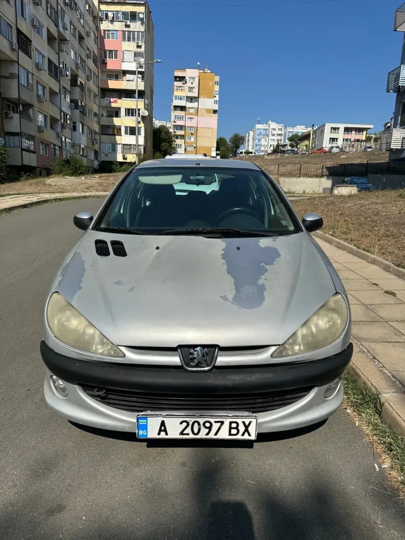 Peugeot 206 1.1i, снимка 1 - Автомобили и джипове - 47396310