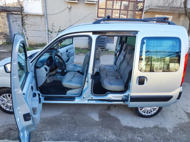 Renault Kangoo 1.2 газ/бензин, снимка 8 - Автомобили и джипове - 48801905