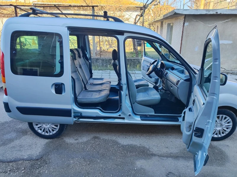 Renault Kangoo 1.2 газ/бензин, снимка 9 - Автомобили и джипове - 48801905