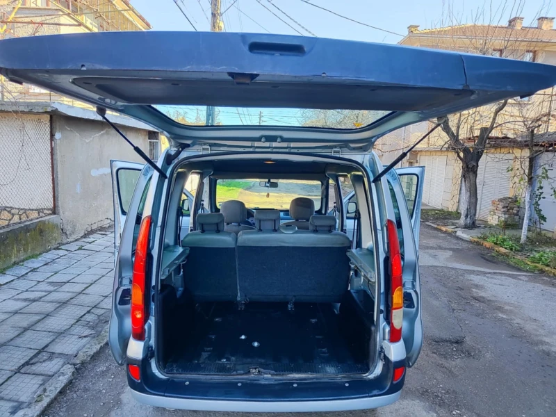 Renault Kangoo 1.2 газ/бензин, снимка 10 - Автомобили и джипове - 48801905