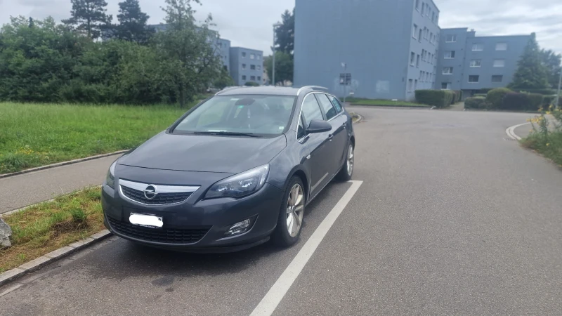 Opel Astra, снимка 2 - Автомобили и джипове - 49009744