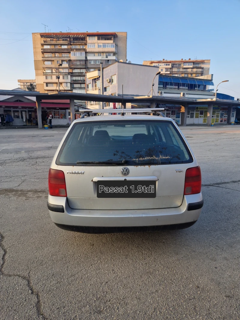 VW Passat, снимка 7 - Автомобили и джипове - 49088066