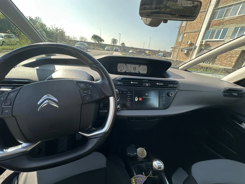 Citroen Grand C4 Picasso ОТЛИЧНА, снимка 8 - Автомобили и джипове - 52161014