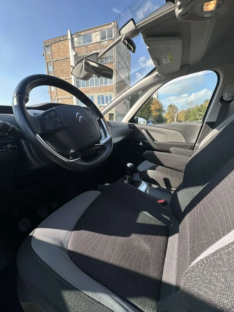 Citroen Grand C4 Picasso ОТЛИЧНА, снимка 7 - Автомобили и джипове - 52161014