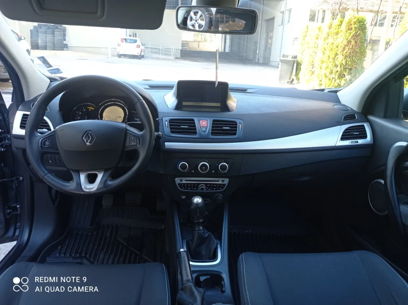 Renault Megane, снимка 7 - Автомобили и джипове - 52264640