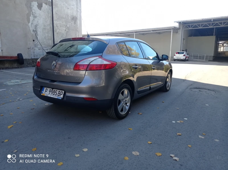 Renault Megane, снимка 5 - Автомобили и джипове - 52264640