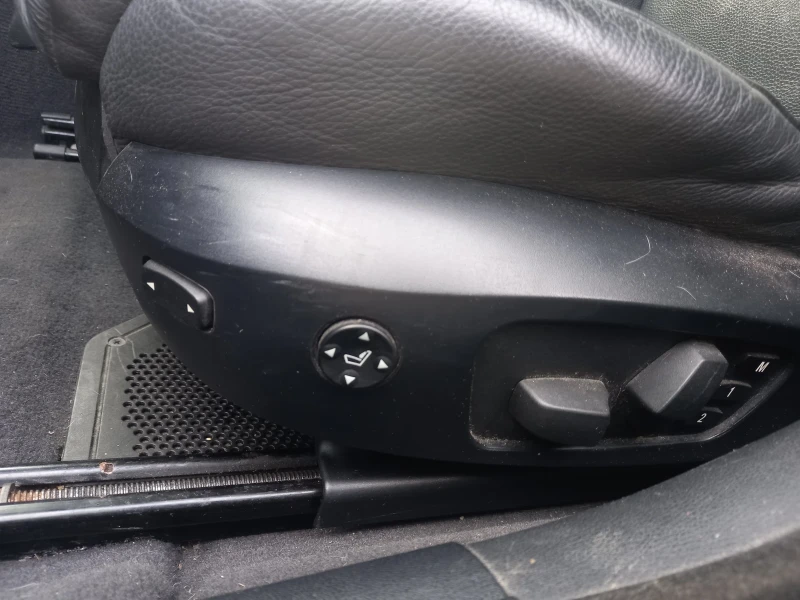 BMW 330 330xd, снимка 11 - Автомобили и джипове - 52380911