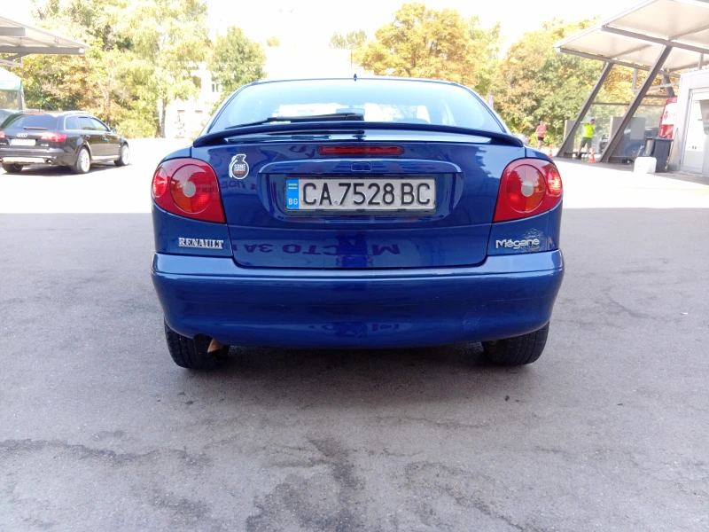 Renault Megane 1.4 16v, снимка 2 - Автомобили и джипове - 52794286