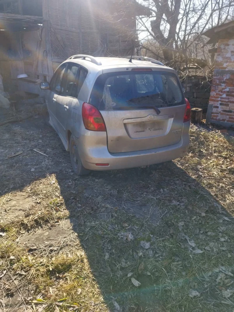 Toyota Corolla verso 2.0 d4d, снимка 5 - Автомобили и джипове - 53014673