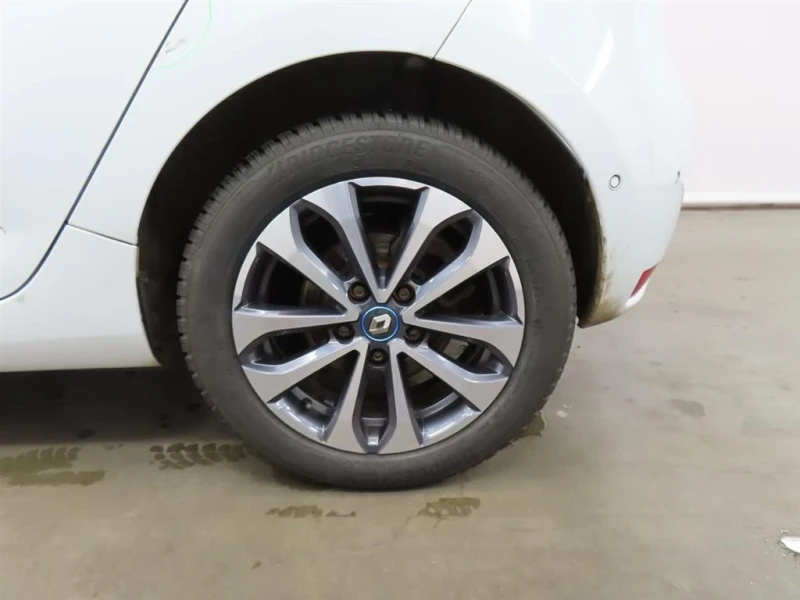 Renault Zoe 52Kwh + CCS + INTENSE ВСИЧКИ ЕКСТРИ 136 кс, снимка 6 - Автомобили и джипове - 52938399