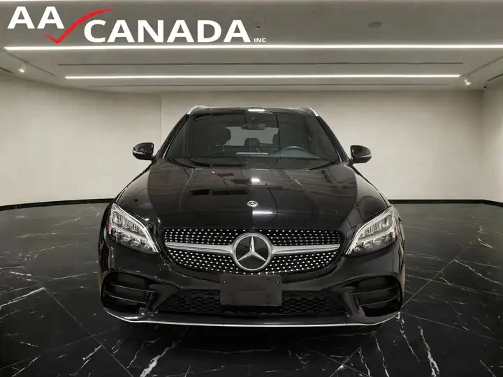 Mercedes-Benz C 300 AMG Wagon * 4MATIC * CARFAX, снимка 2 - Автомобили и джипове - 54840708