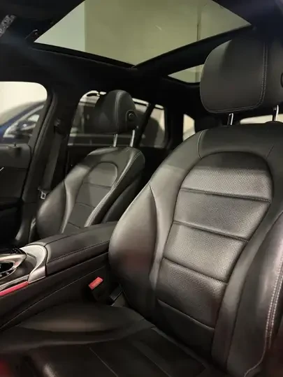Mercedes-Benz C 300 AMG Wagon * 4MATIC * CARFAX, снимка 7 - Автомобили и джипове - 54840708