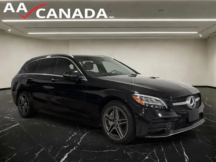 Mercedes-Benz C 300 AMG Wagon * 4MATIC * CARFAX, снимка 3 - Автомобили и джипове - 54840708