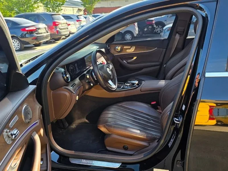 Mercedes-Benz E 200 W213 E300 Exclusive, снимка 12 - Автомобили и джипове - 55110751