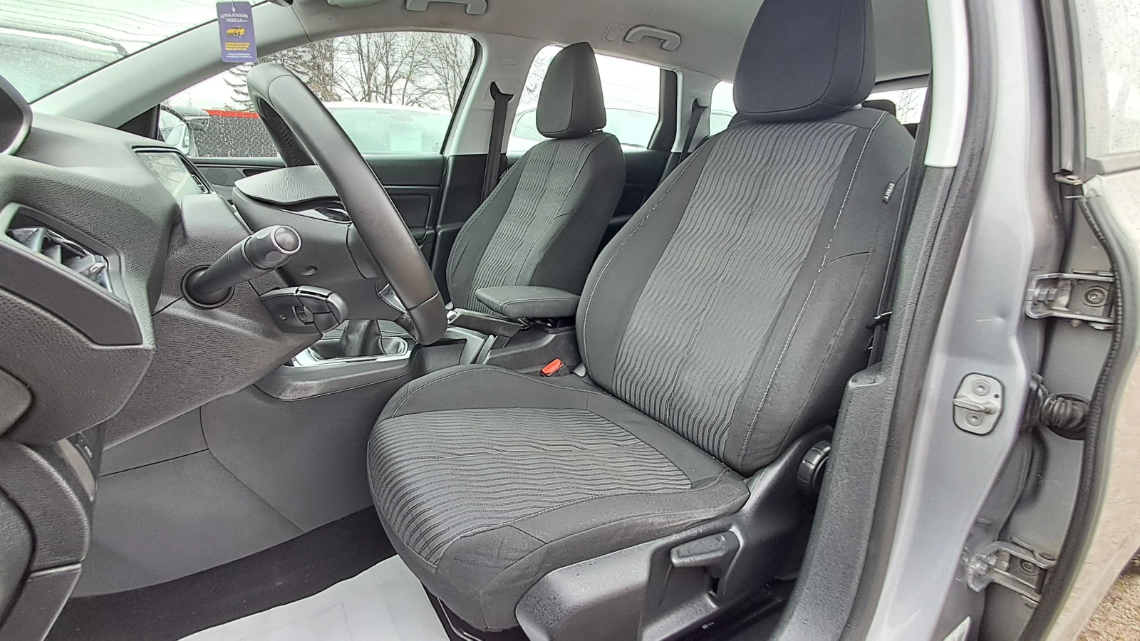 Peugeot 308 ИЗКЛЮЧИТЕЛНО СЕРВ КНИЖК УНИКТ ОБСЛУЖ НАВИ АВТОПИЛТ, снимка 6 - Автомобили и джипове - 12363859