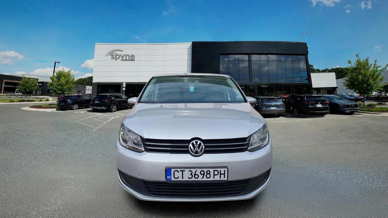 VW Touran 1.6 TDI-DSG-NAVI-CAM - изображение 2