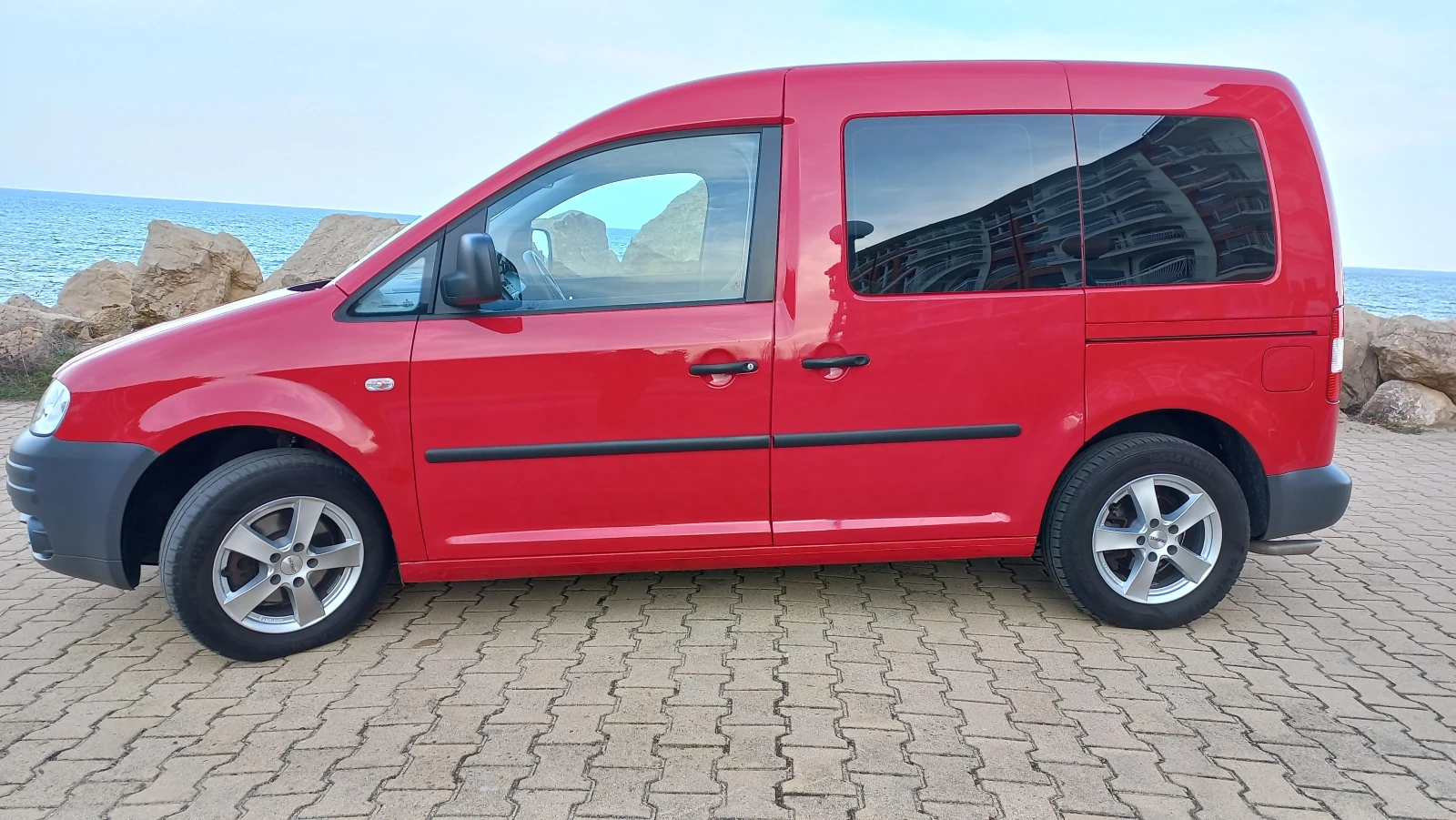 VW Caddy  2. 0i Life Eco Fuel - изображение 8