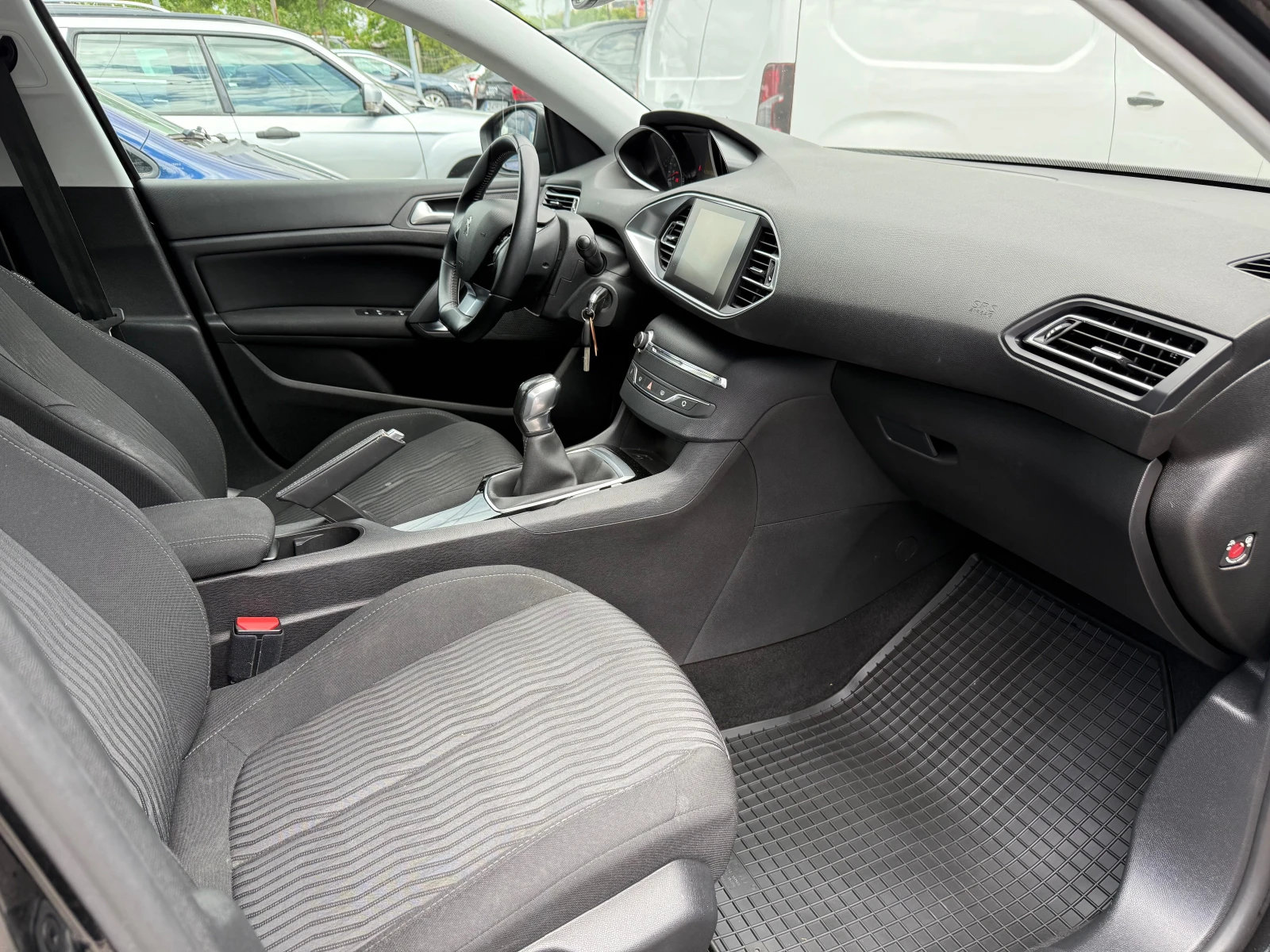 Peugeot 308 Puretech Facelift🇫🇷 | Mobile.bg   15