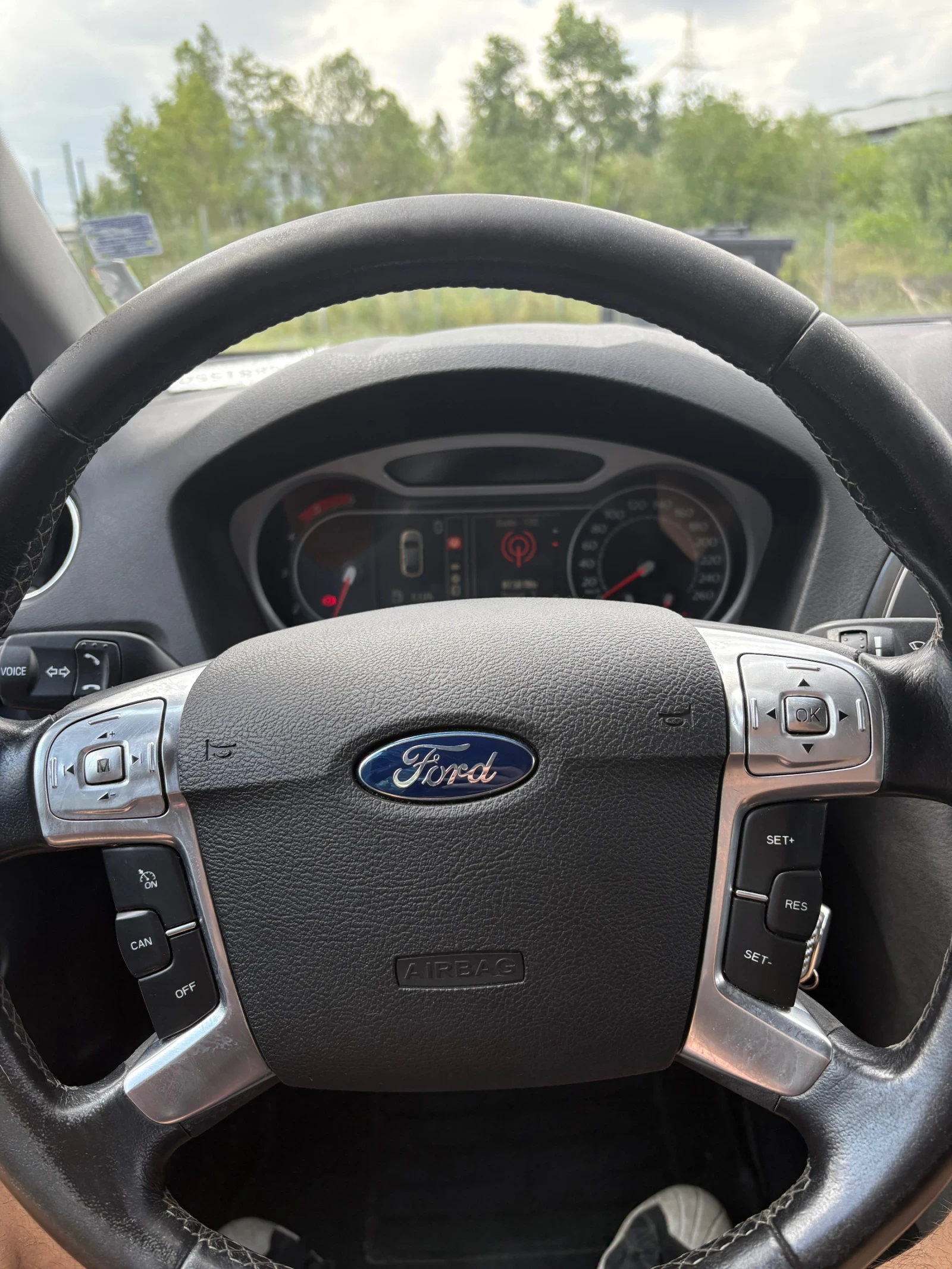 Ford Mondeo 2.0TDCI - изображение 9