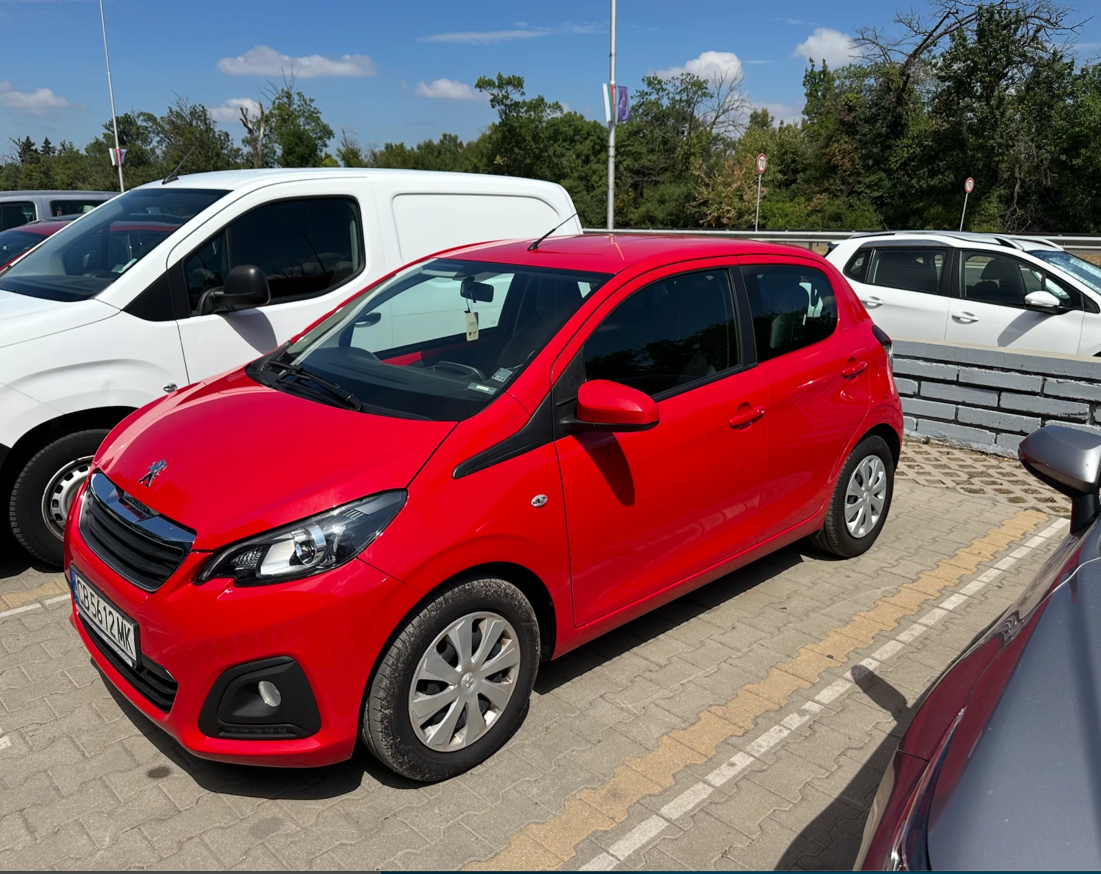 Peugeot 108 - 35 000 км - Автомат  - изображение 3