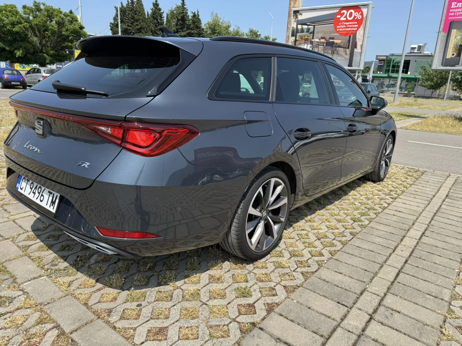 Seat Leon 1.5 eTSI 150кс FR - изображение 6