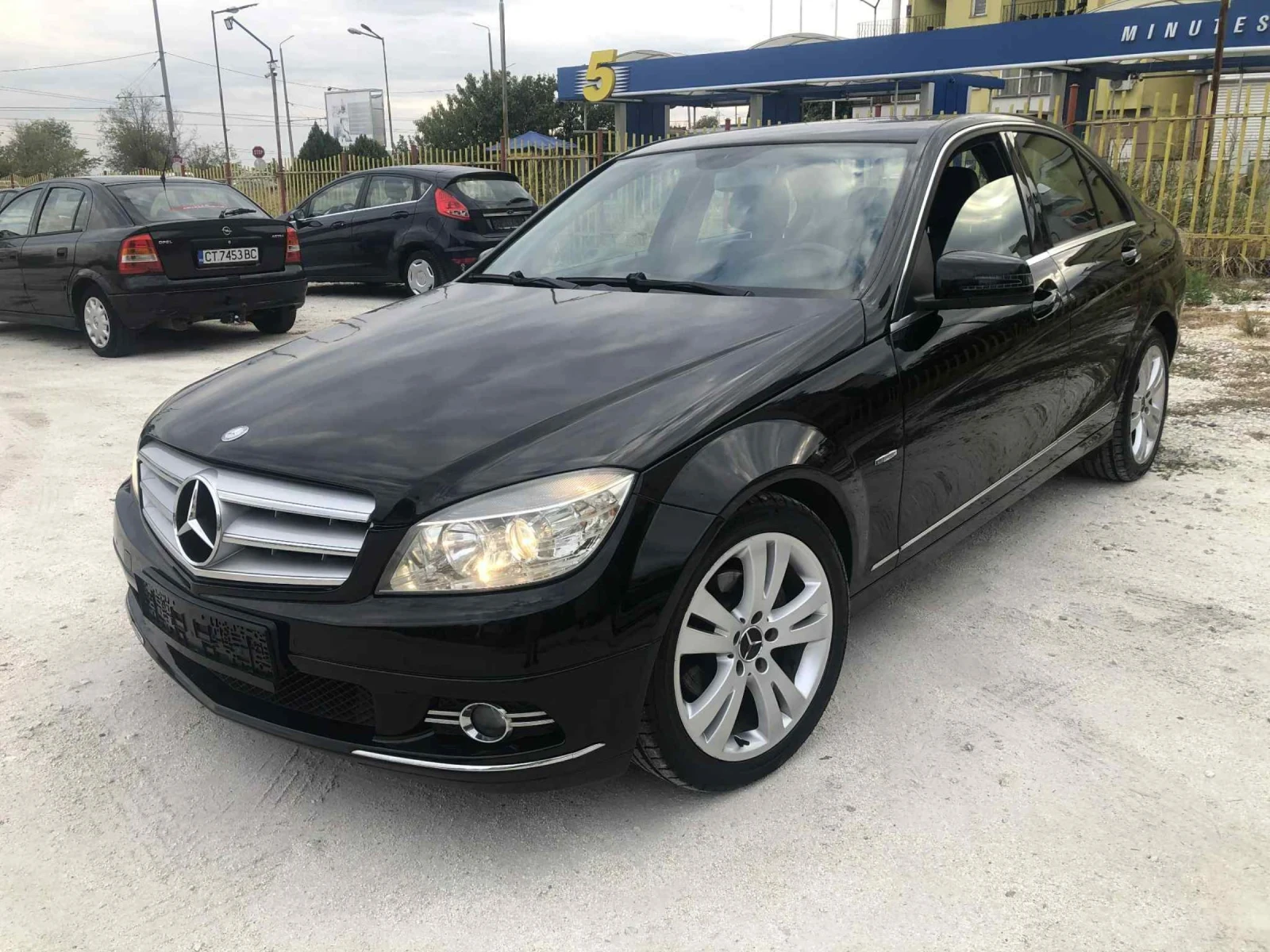 Mercedes-Benz 200 CDI - изображение 3