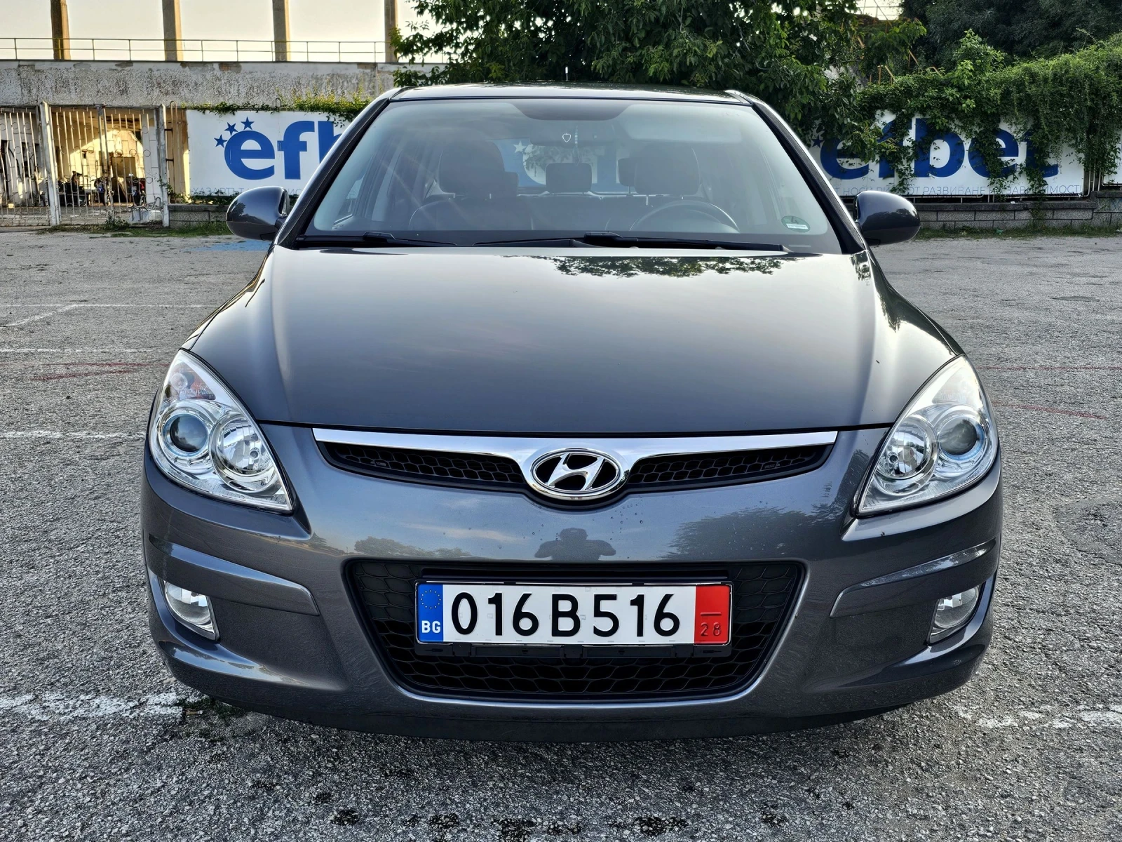 Hyundai I30 2.0 16v - 141к.с , Кожа, Навигация  - изображение 2