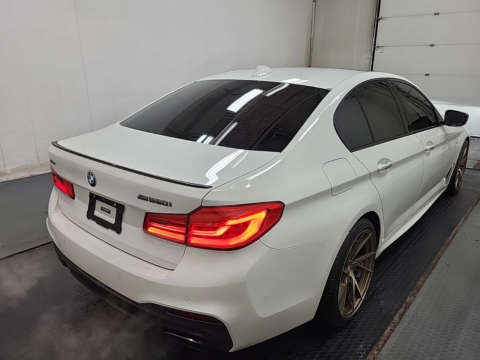 BMW 550 M550i xDrive* M-PACK* TOP*  - изображение 5