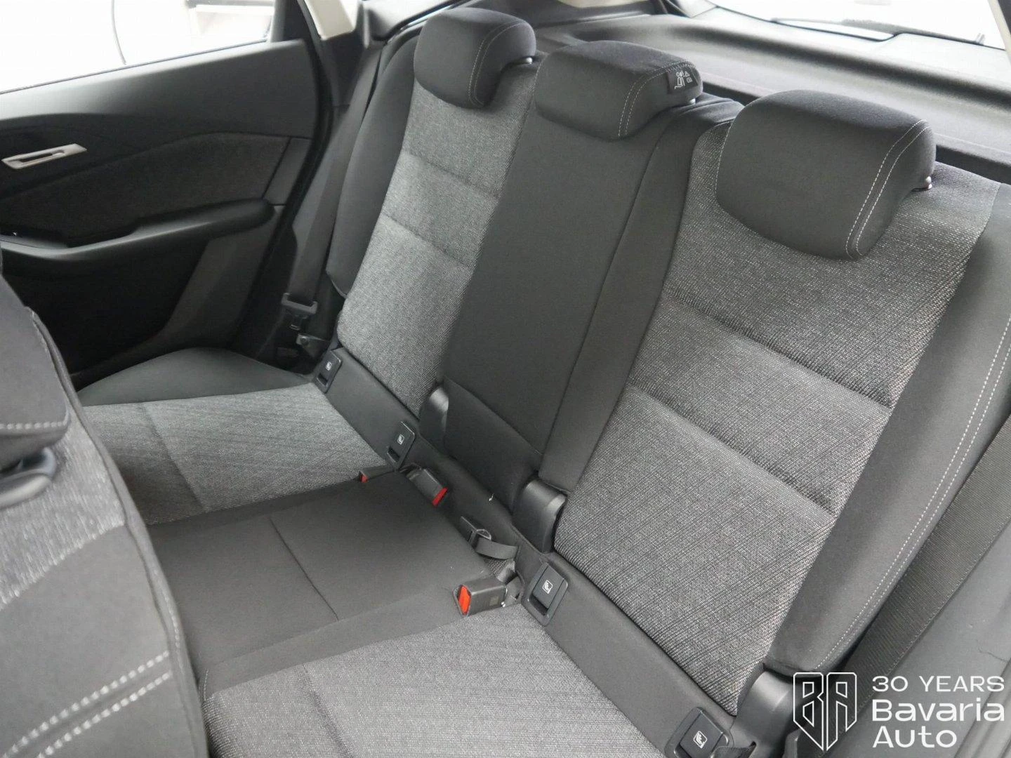 BMW 220 i Active Tourer Steptronic | Mobile.bg   8