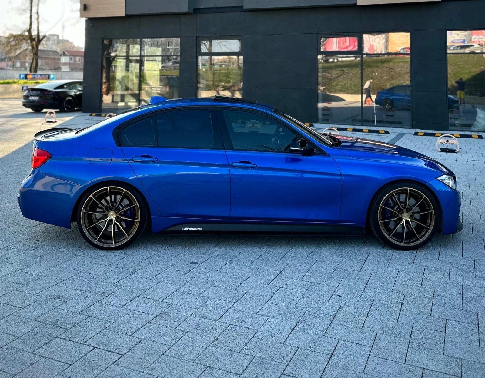 BMW 335  - изображение 5