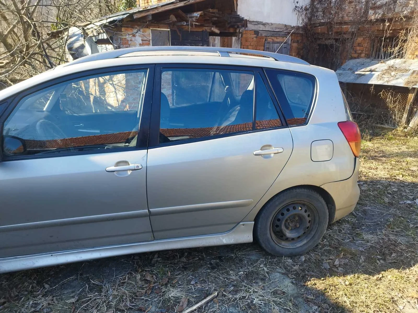 Toyota Corolla verso 2.0 d4d - изображение 4