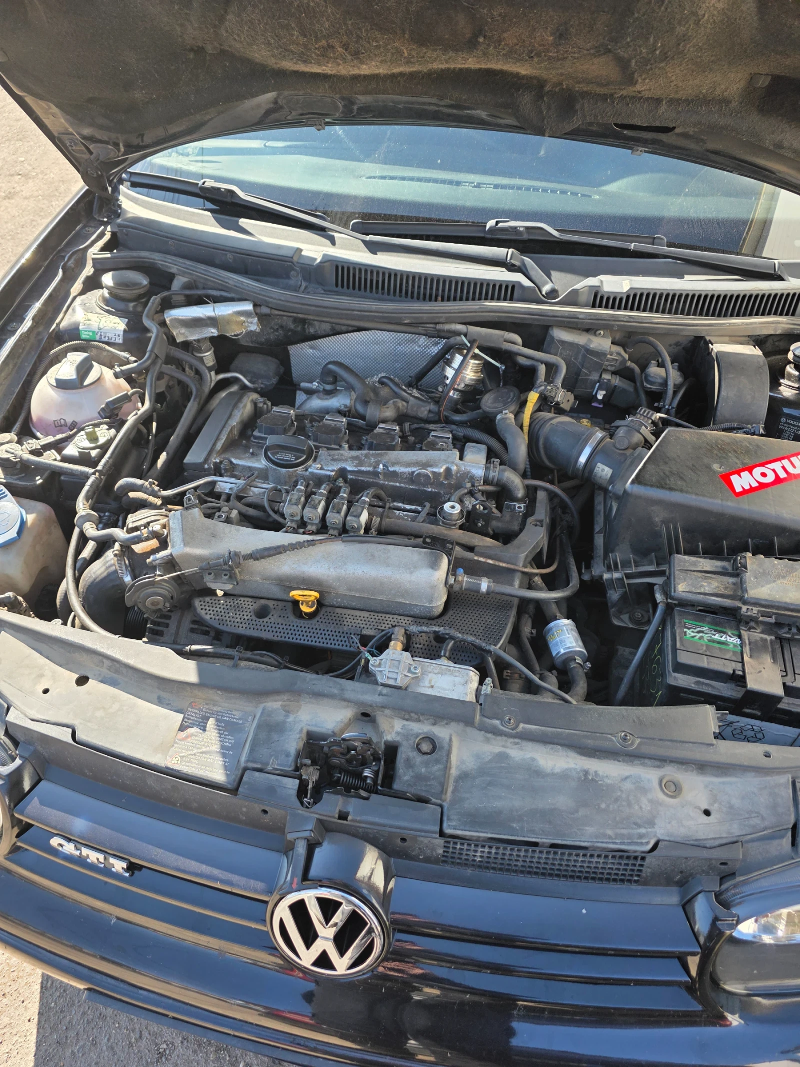 VW Golf 1.8T Топ състояние, снимка 4 - Автомобили и джипове - 53763857