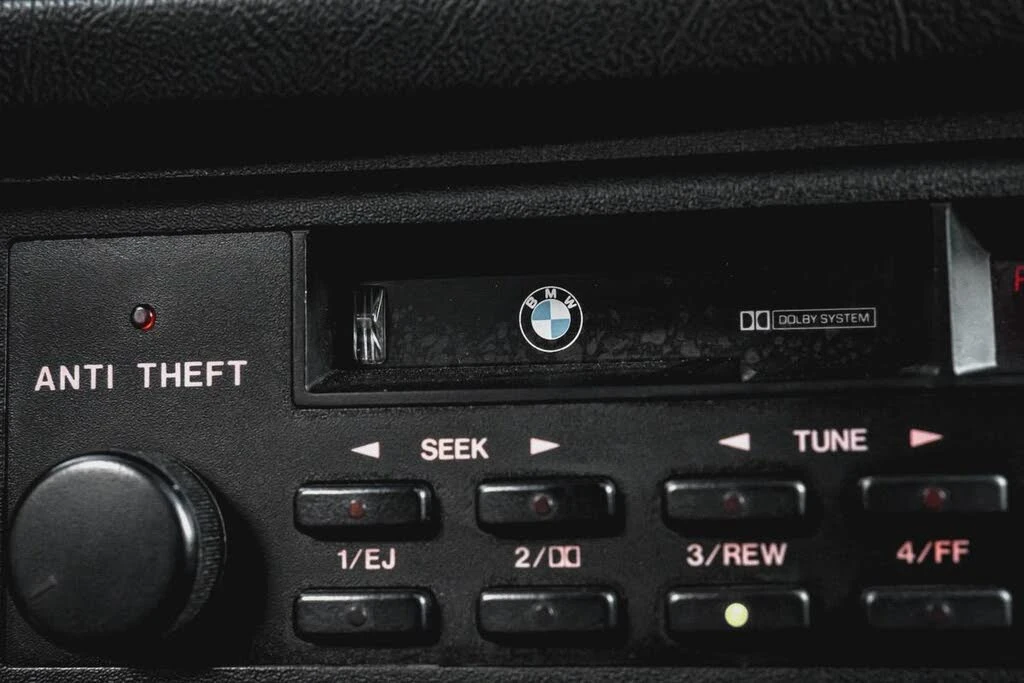 BMW M6 * COUPE* RWD* BUY* NOW* , снимка 15 - Автомобили и джипове - 54019004