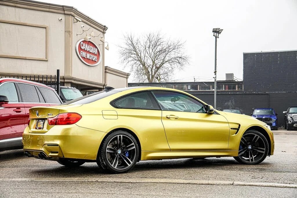 BMW M4 * КАРБОН* HARMAN* KARDON* РЪЧКА* HEAD* UP* KEYLESS, снимка 4 - Автомобили и джипове - 54206173