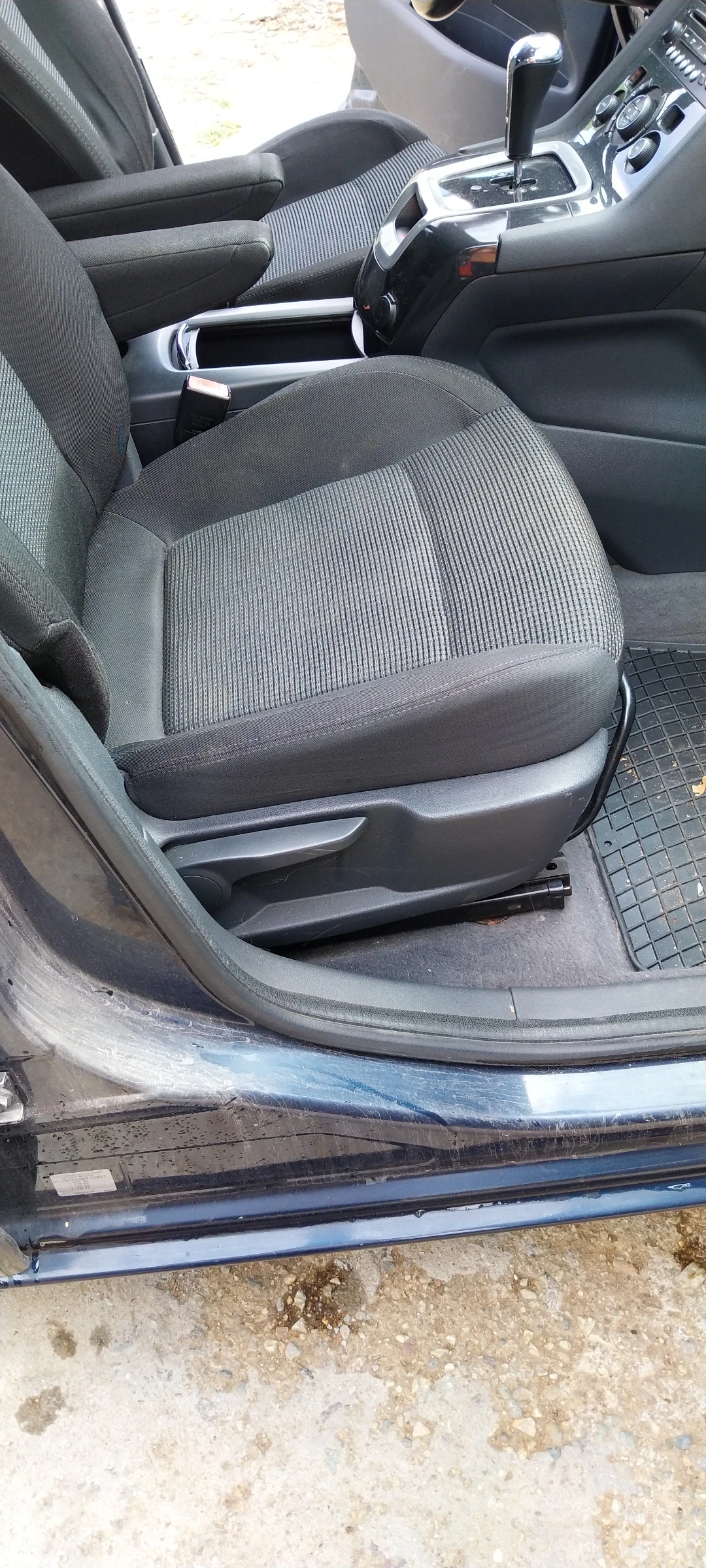 Peugeot 5008, снимка 3 - Автомобили и джипове - 54358364