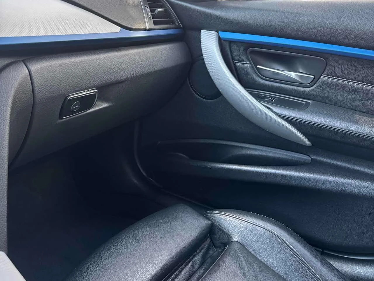 BMW 340 340i xDrive  CARFAX, снимка 10 - Автомобили и джипове - 54357489