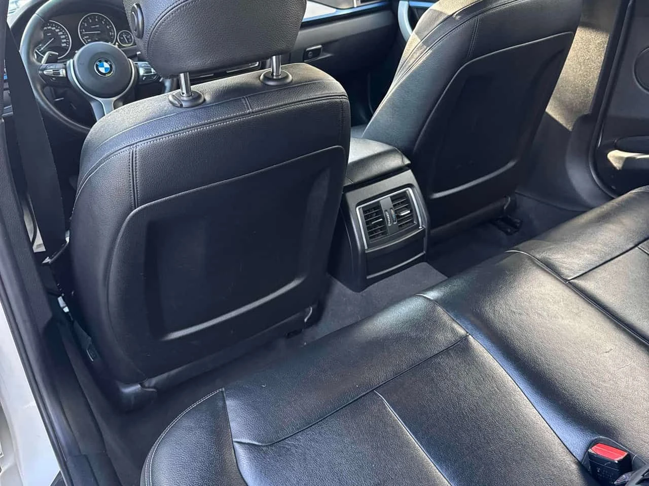 BMW 340 340i xDrive  CARFAX, снимка 11 - Автомобили и джипове - 54357489