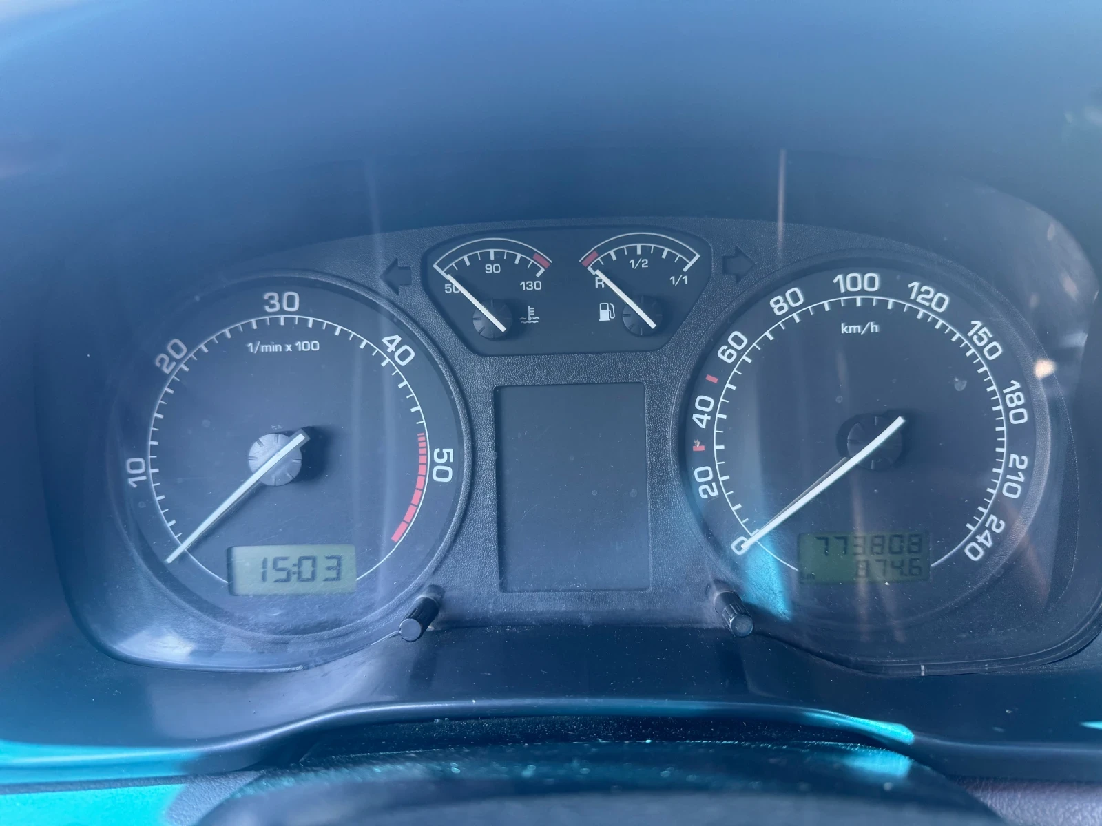 Skoda Octavia 1.9 TDI, снимка 11 - Автомобили и джипове - 54371888