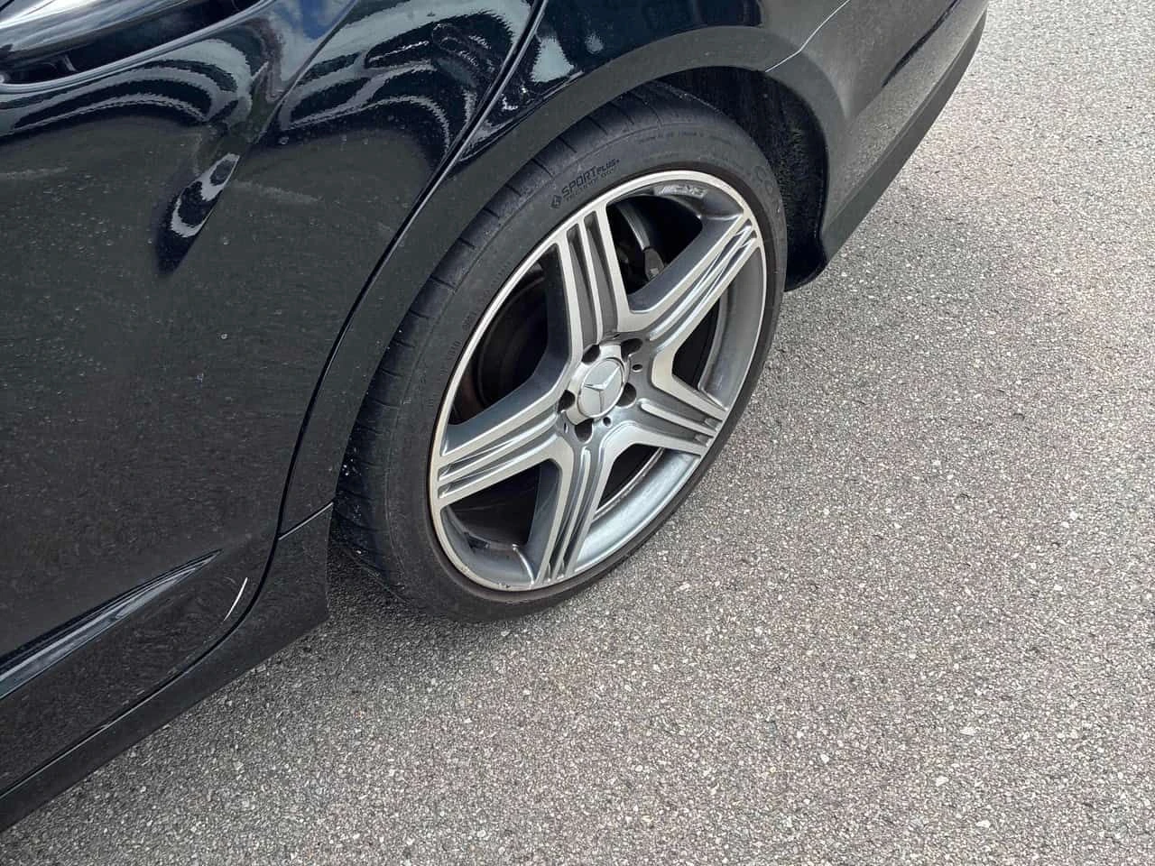 Mercedes-Benz CLS 63 AMG * FULLMAX* ГЛАВНО ПРЕДСТАВИТЕЛСТВО НА MERCEDES* , снимка 15 - Автомобили и джипове - 54445922